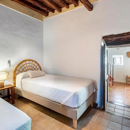 Mateu * Santa Eulària des Riu