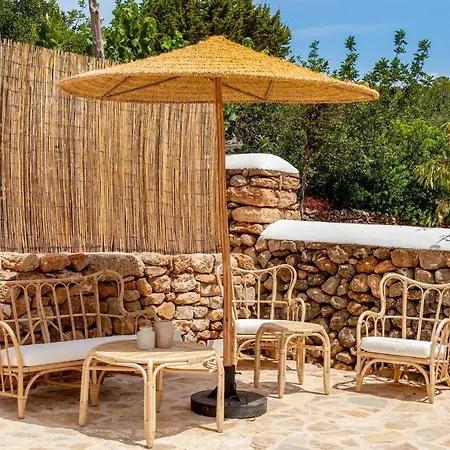 Mateu Holiday home