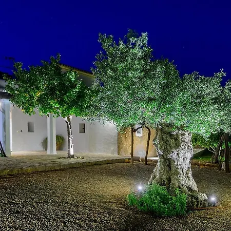 Mateu Holiday home